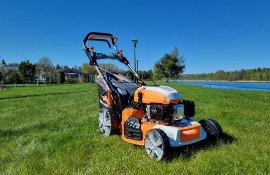 Газонокосилка бензиновая VILLARTEC MB 5753VE