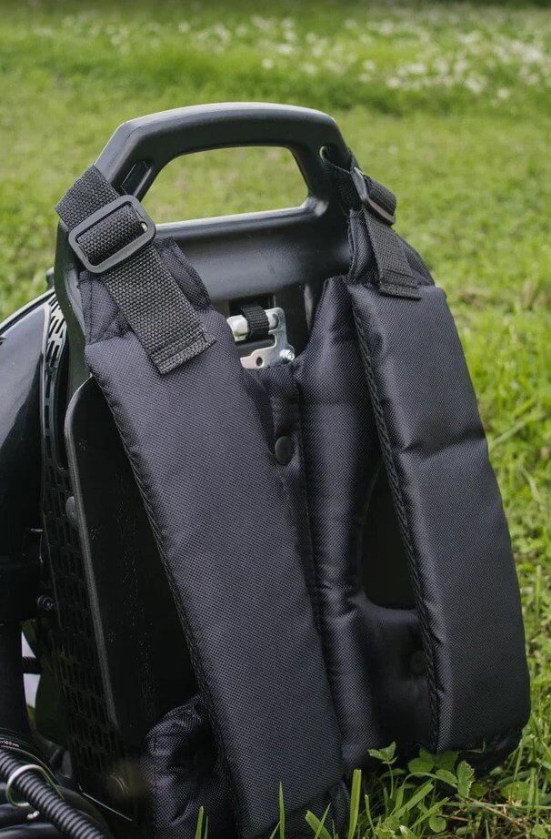 Воздуходувка бензиновая ранцевая VILLARTEC BX532